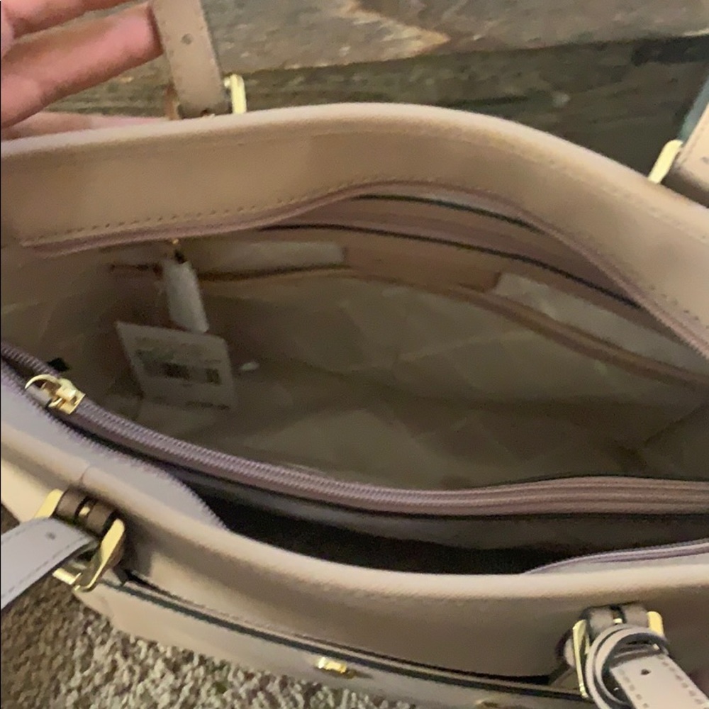 MK Purse - Picture 2 of 2